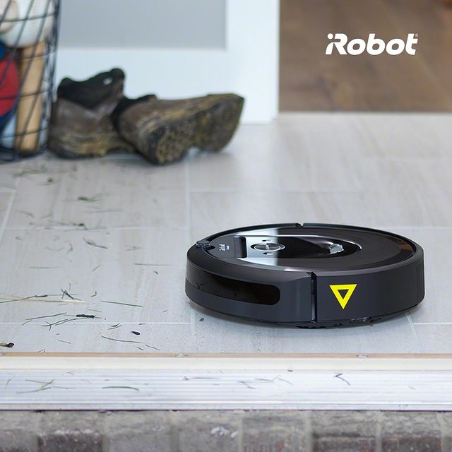 ať už kopete poklad💰🚙 nebo záhonek... my za vás miliónově uklidíme 🤑 #iRobot  @kazma_kazmitch #irobotlove